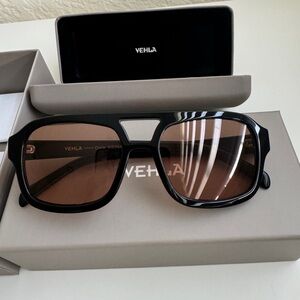 VEHLA Dixie vs254 Black Toffee Sunglasses with Box